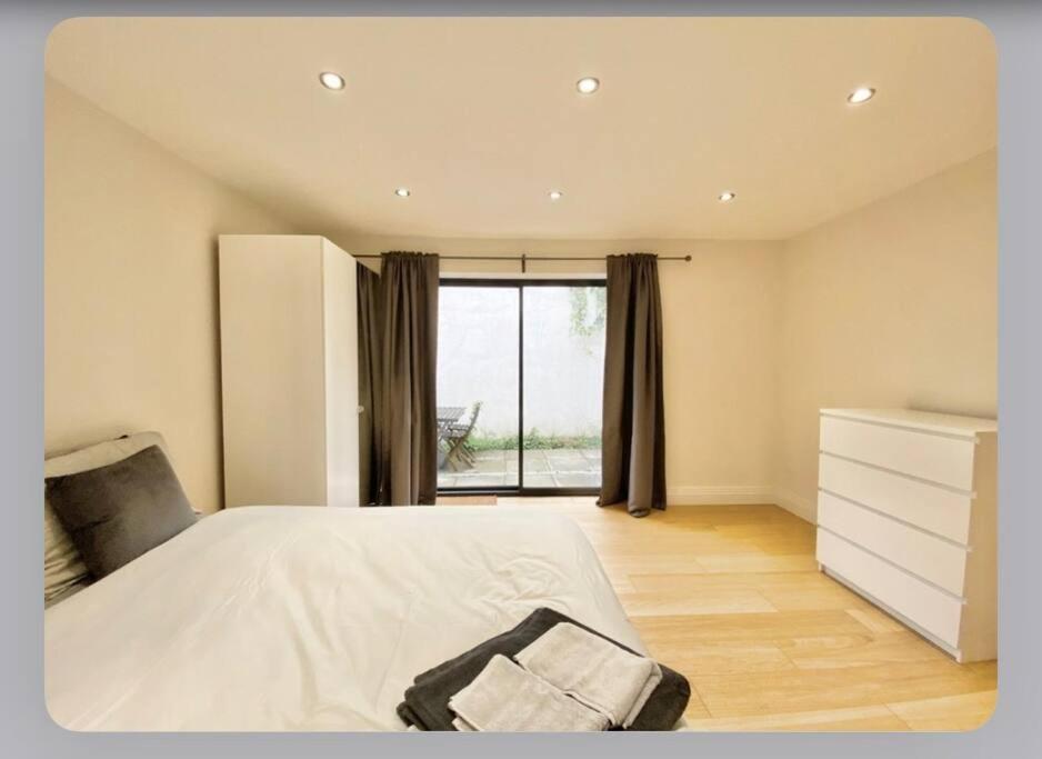 Luxury 4-Bed Apartment With Balcony & Garden, Near Emirates Stadium, 15 Mins To Central London Exterior foto